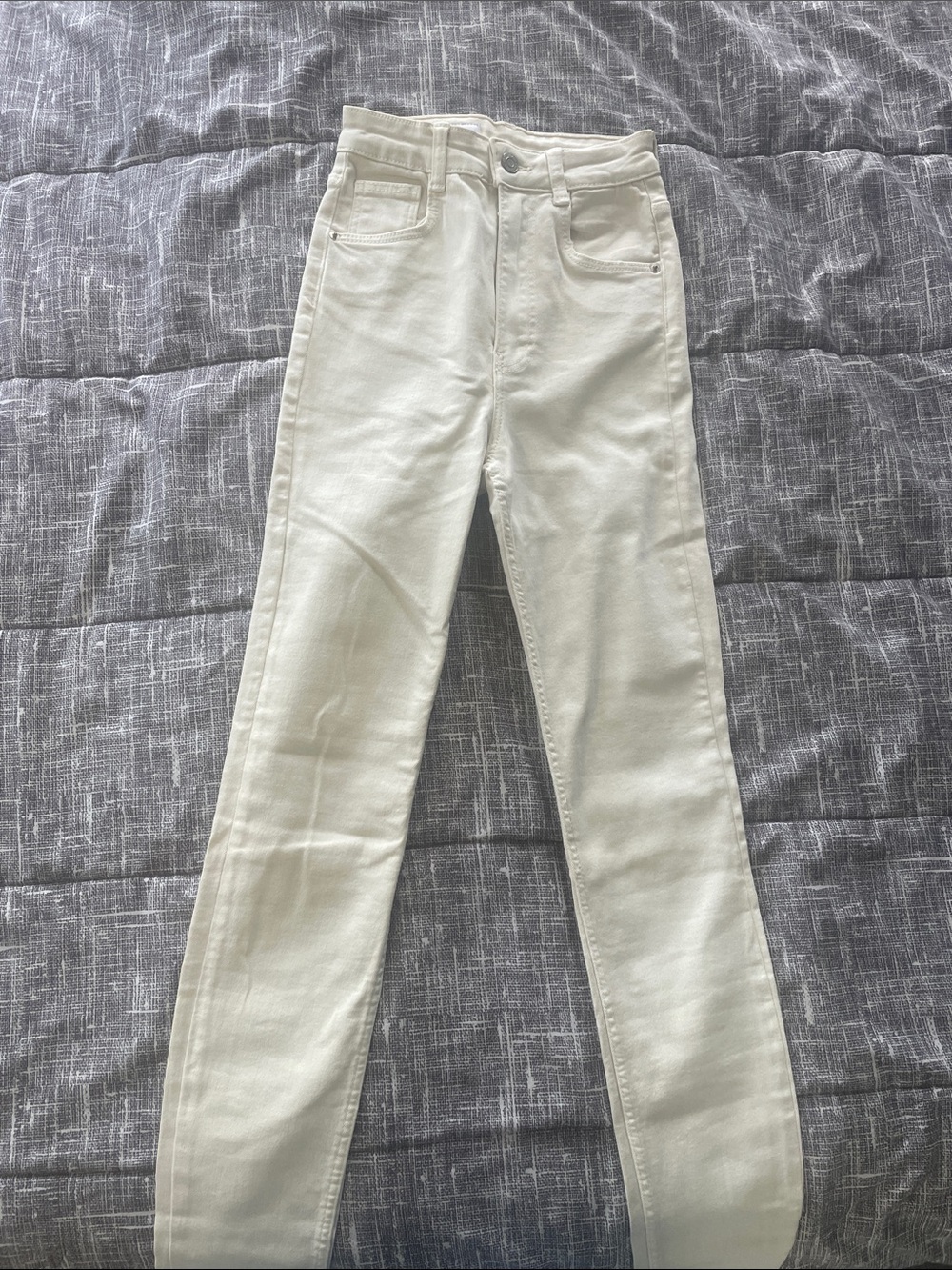 Zara White Skinny Jeans